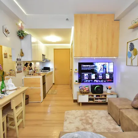 Lee Marii Suites - Trees Residence